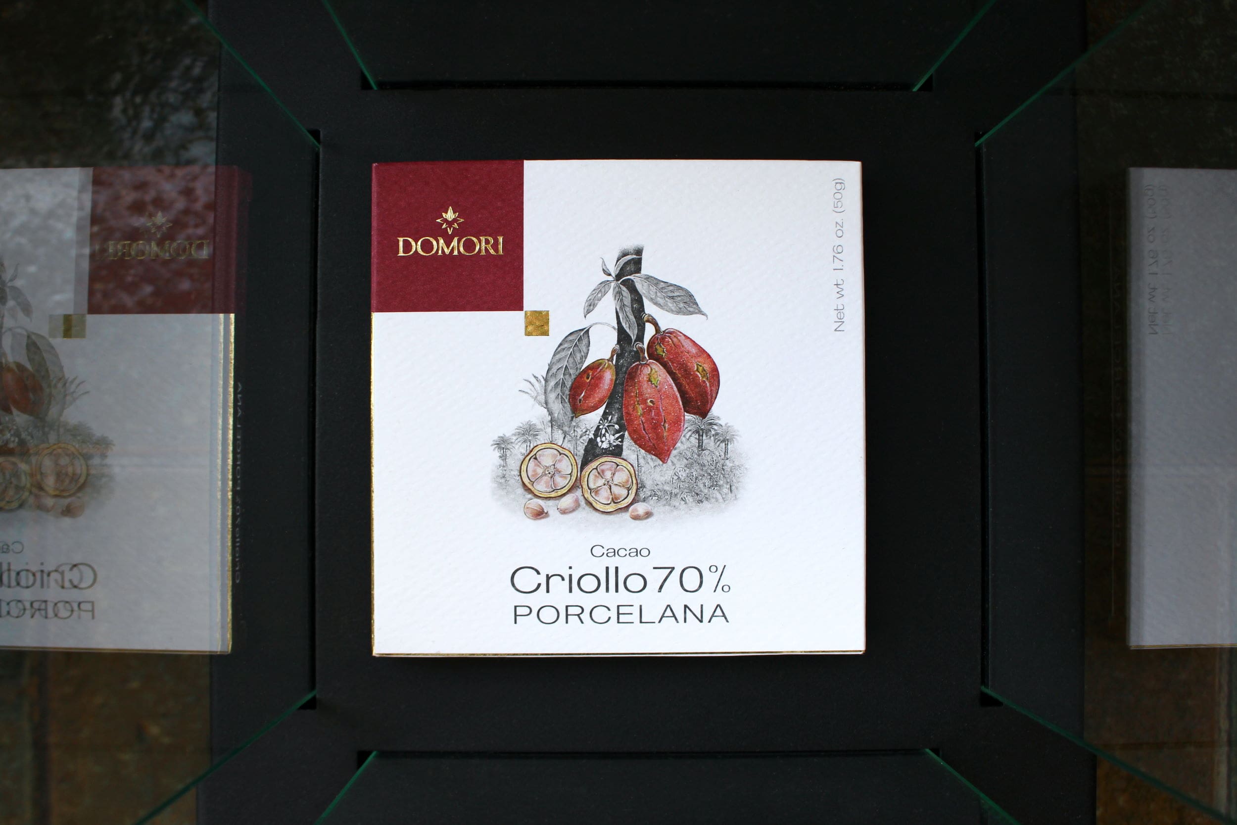 Domori Criollo Porcelana 70% Dark Chocolate Bar 1