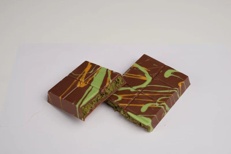 Omniya Viral Dubai Chocolate Bar with Kunefe & Pistachio Open
