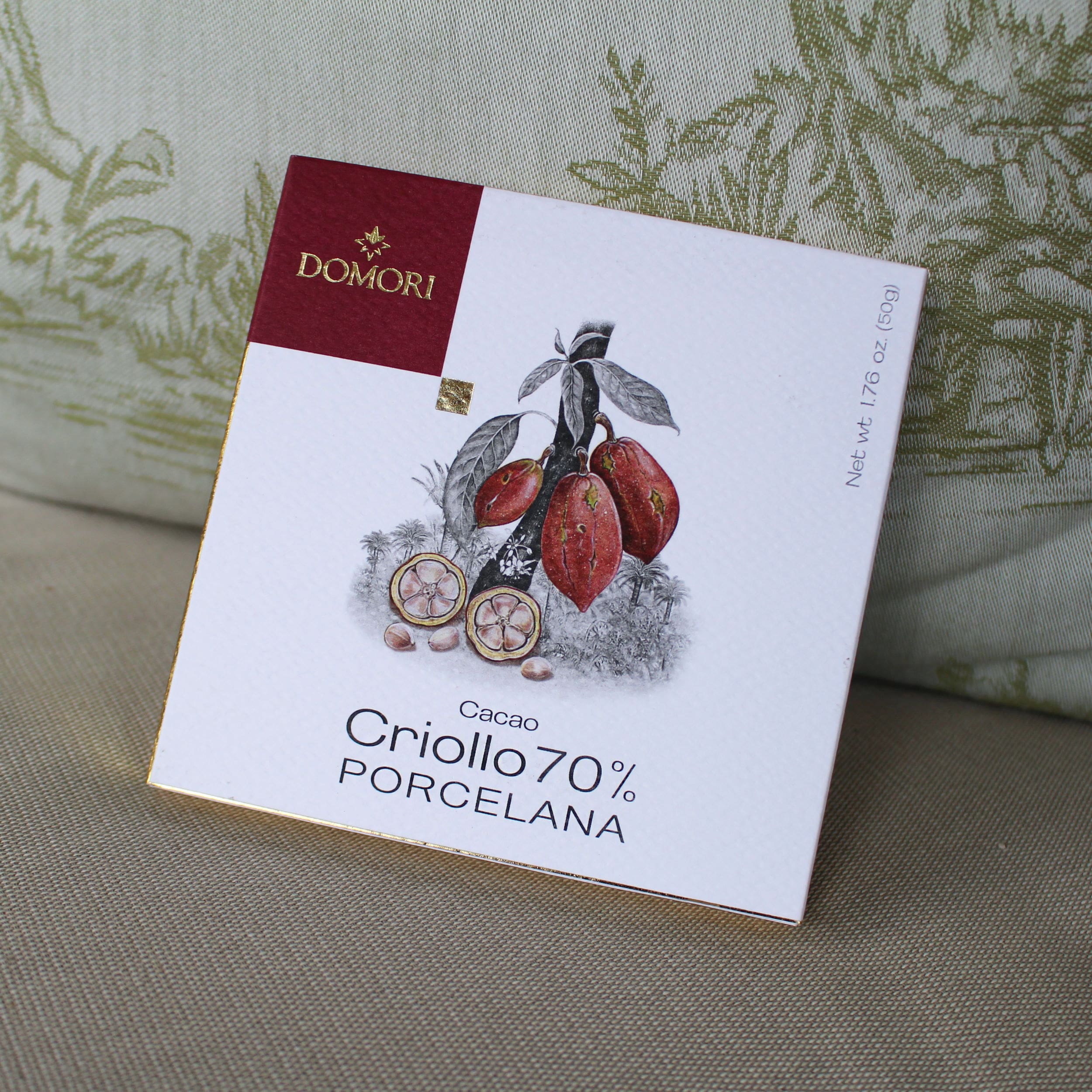 Domori Criollo Porcelana 70% Dark Chocolate Bar 2
