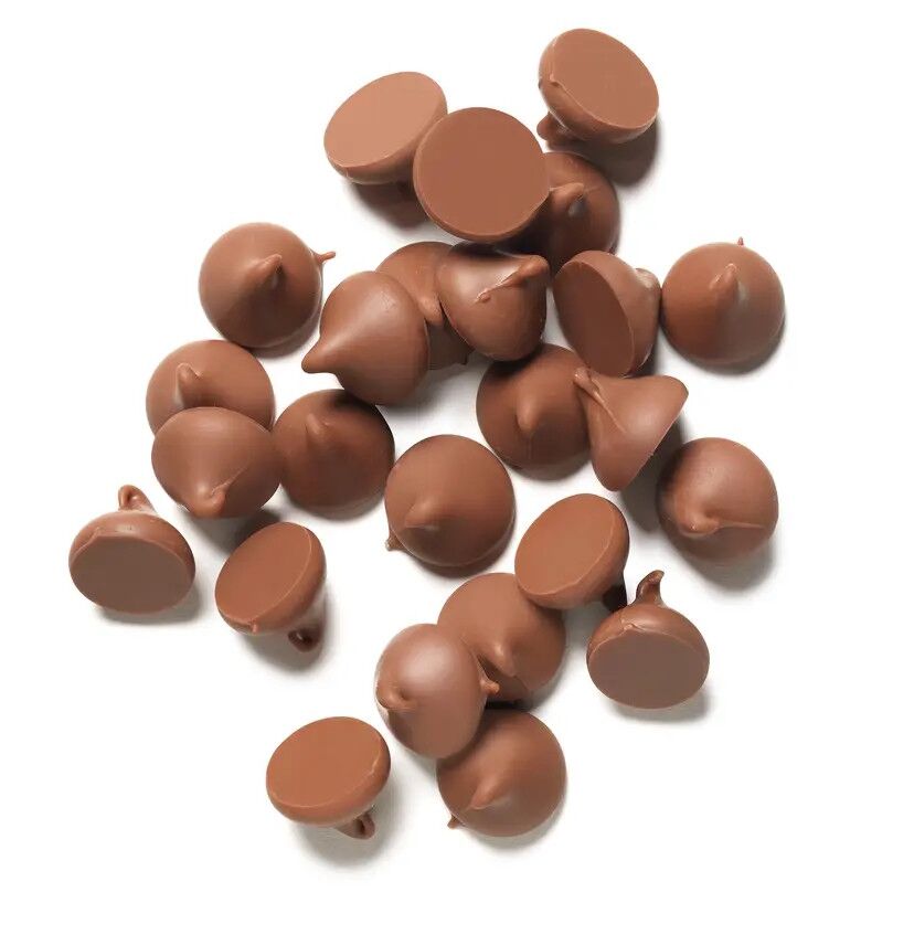 Guittard 31% Milk Chocolate Baking Chips Loose