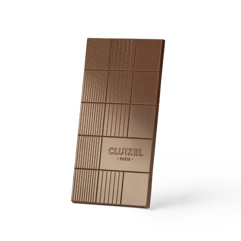 Cluizel Milk Chocolate Bar Open