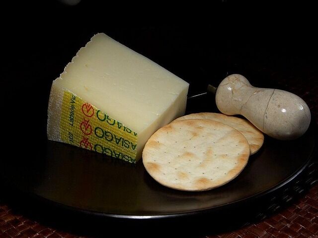 asiago-cheese-lifestyle