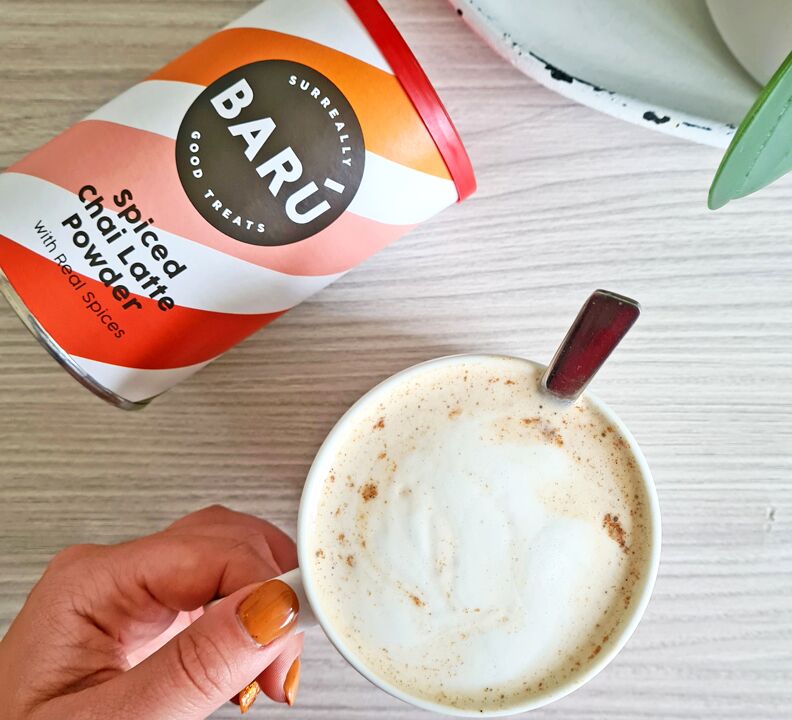 Barú Spiced Chai Latte Lifestyle (2)