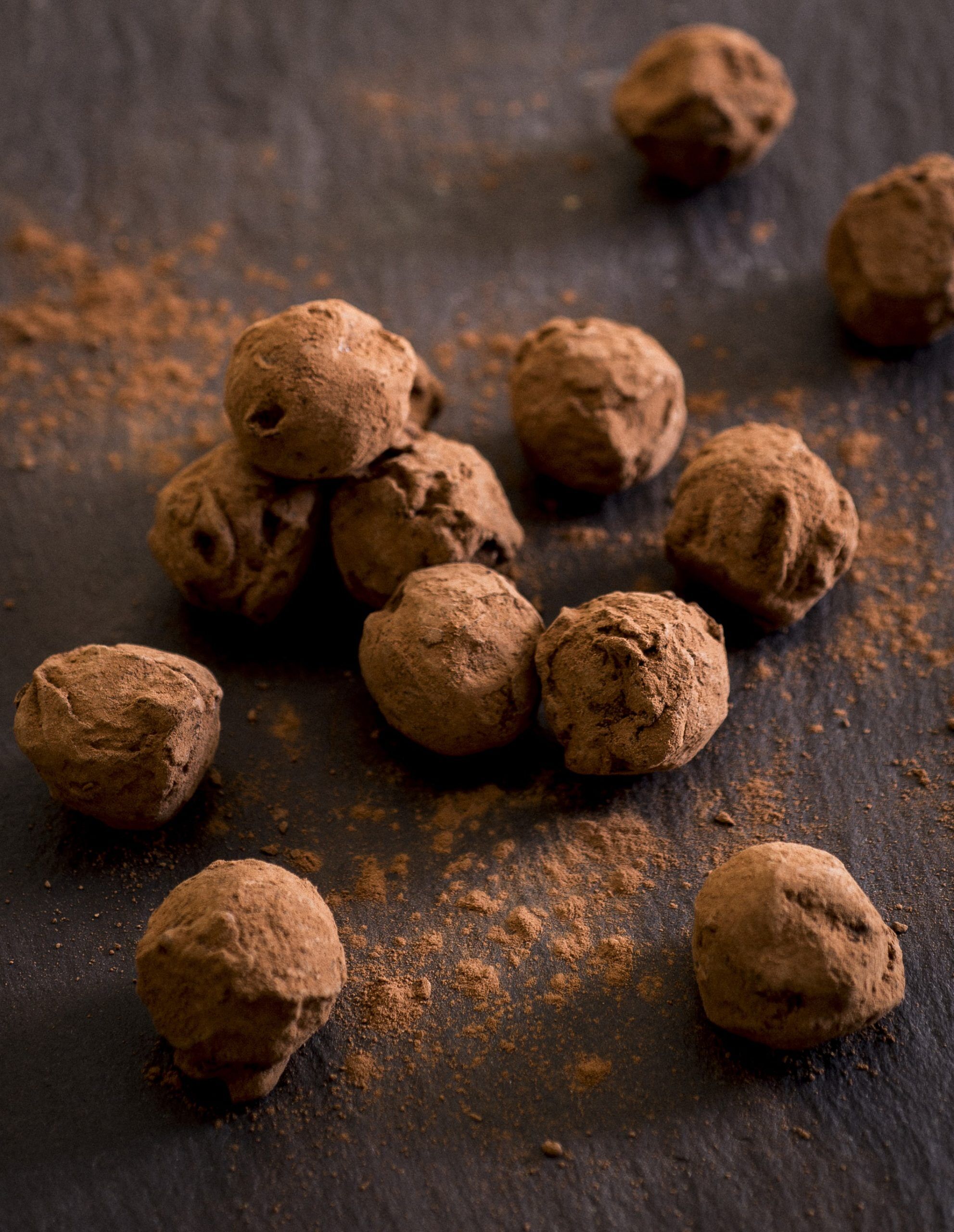 Willie's Cacao Chocolate Truffles Lifestyle-min Willie's Cacao Chocolate Truffles Lifestyle-min