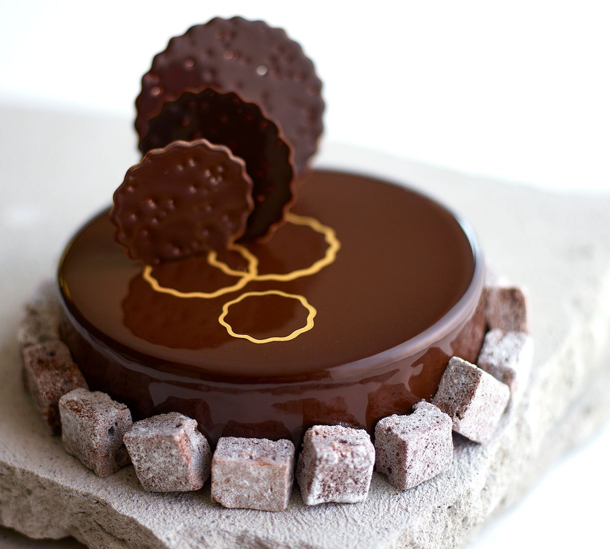 Belcolade Vietnam 73% Dark Couverture Chocolate Discs Application 2