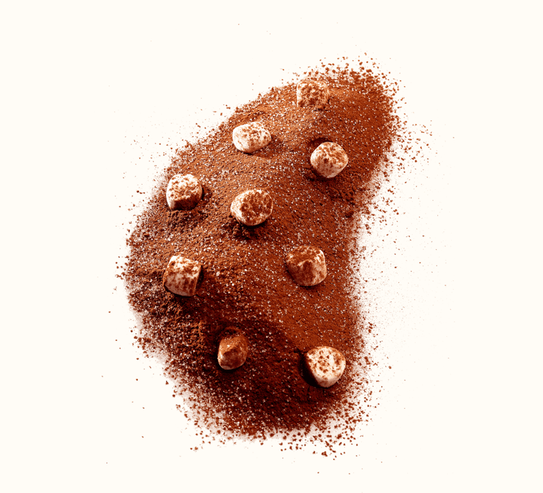 Baru Fluffy Marshmallow Drinking Chocolate Powder Lifestyle 2