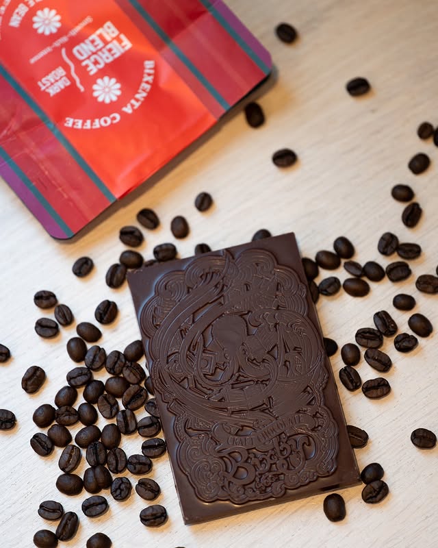 Bixby Chocolate Mocha 40% Milk Chocolate Bar with Bixenta Coffee Lifestyle