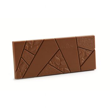 Valrhona Jivara 40% Milk Chocolate Bar Open