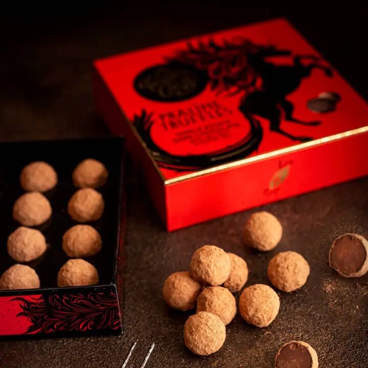 Willie's Cacao 16-Piece Dark Chocolate Praline Truffles with Sea Salt Open Lifestyle