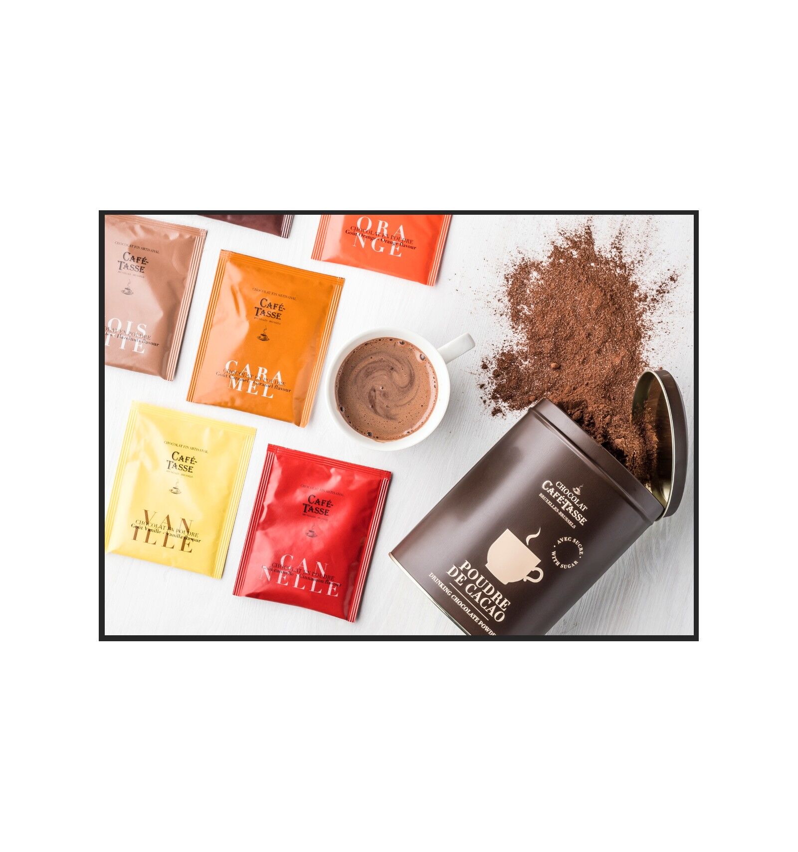 Café-Tasse Drinking Chocolate Powder Tin Lifestyle 3