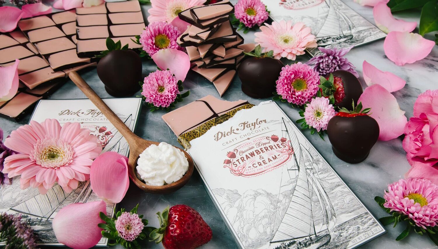 Dick Taylor Strawberries & Cream Dark & White Chocolate Bar Lifestyle 2