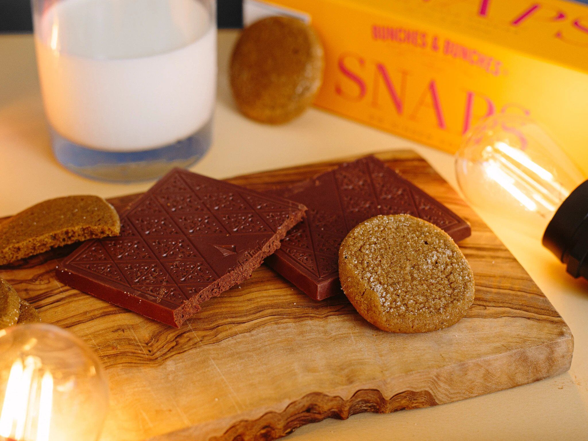 Dick Taylor Ginger Snap 55% Milk Chocolate Bar Aesthetic 2-min