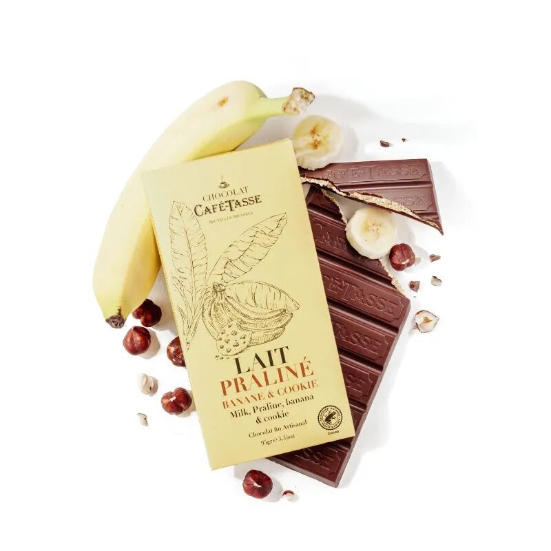 Cafe Tasse 38% Milk Chocolate Bar with Praline, Banana & Cookie Lifestyle