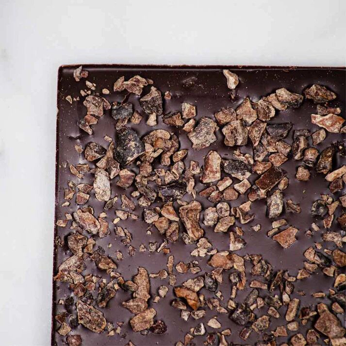 Barre Clandestine Belize 73% Dark Chocolate Bar with Rum-Infused Cocoa Nibs Lifestyle (1)
