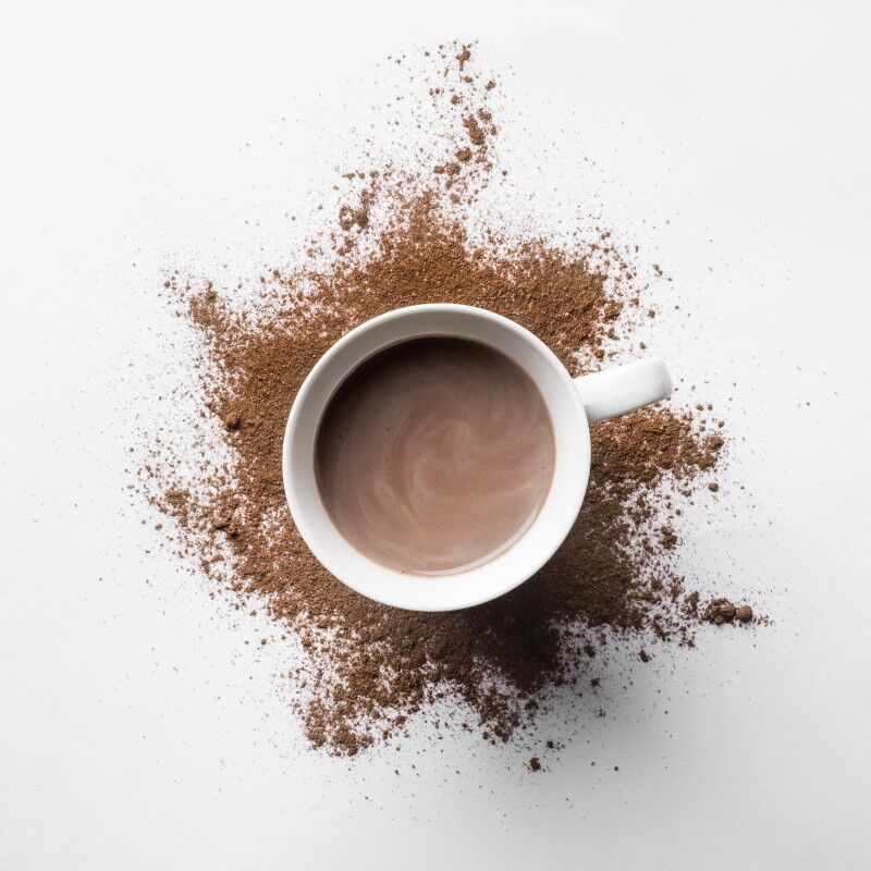 Café-Tasse Drinking Chocolate Powder Tin Lifestyle 2