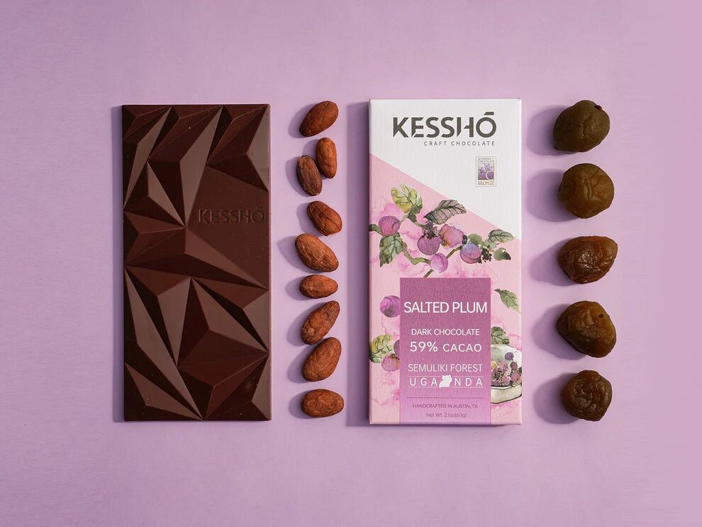 Kessho Salted Plum 59% Dark Chocolate Bar Lifestyle (1)
