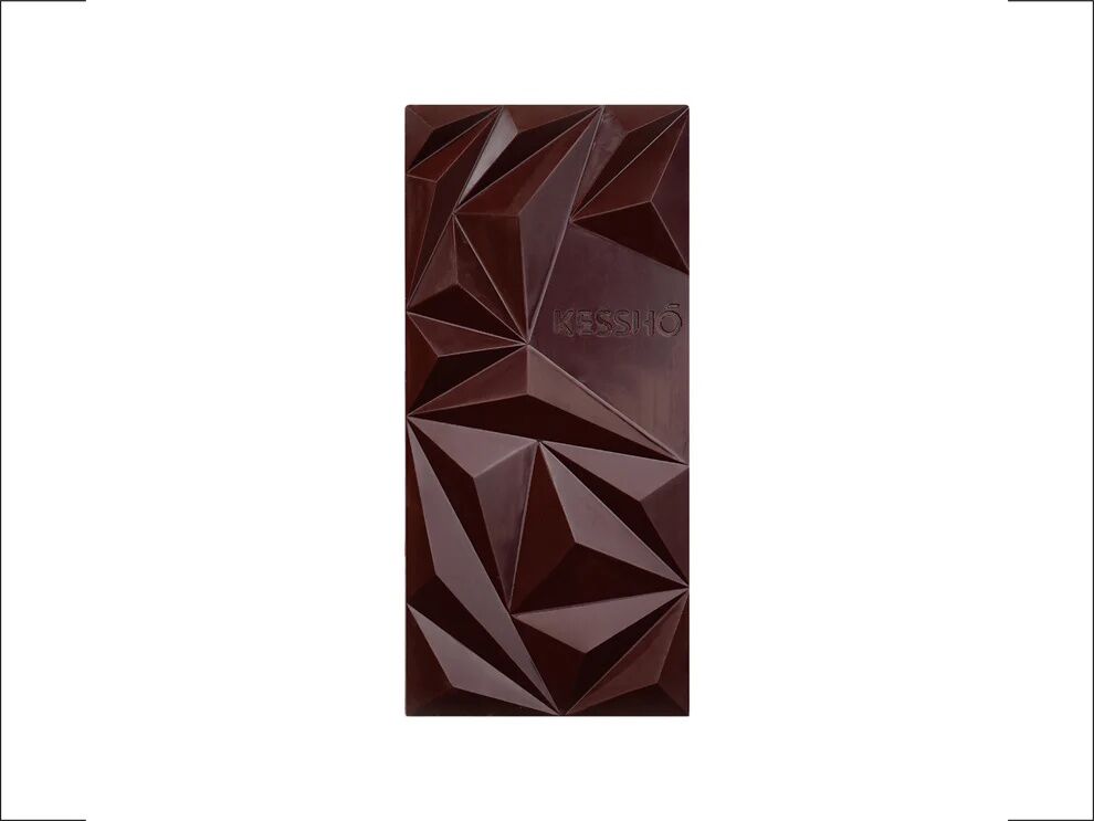 Kessho Salted Plum 59% Dark Chocolate Bar Lifestyle (3)