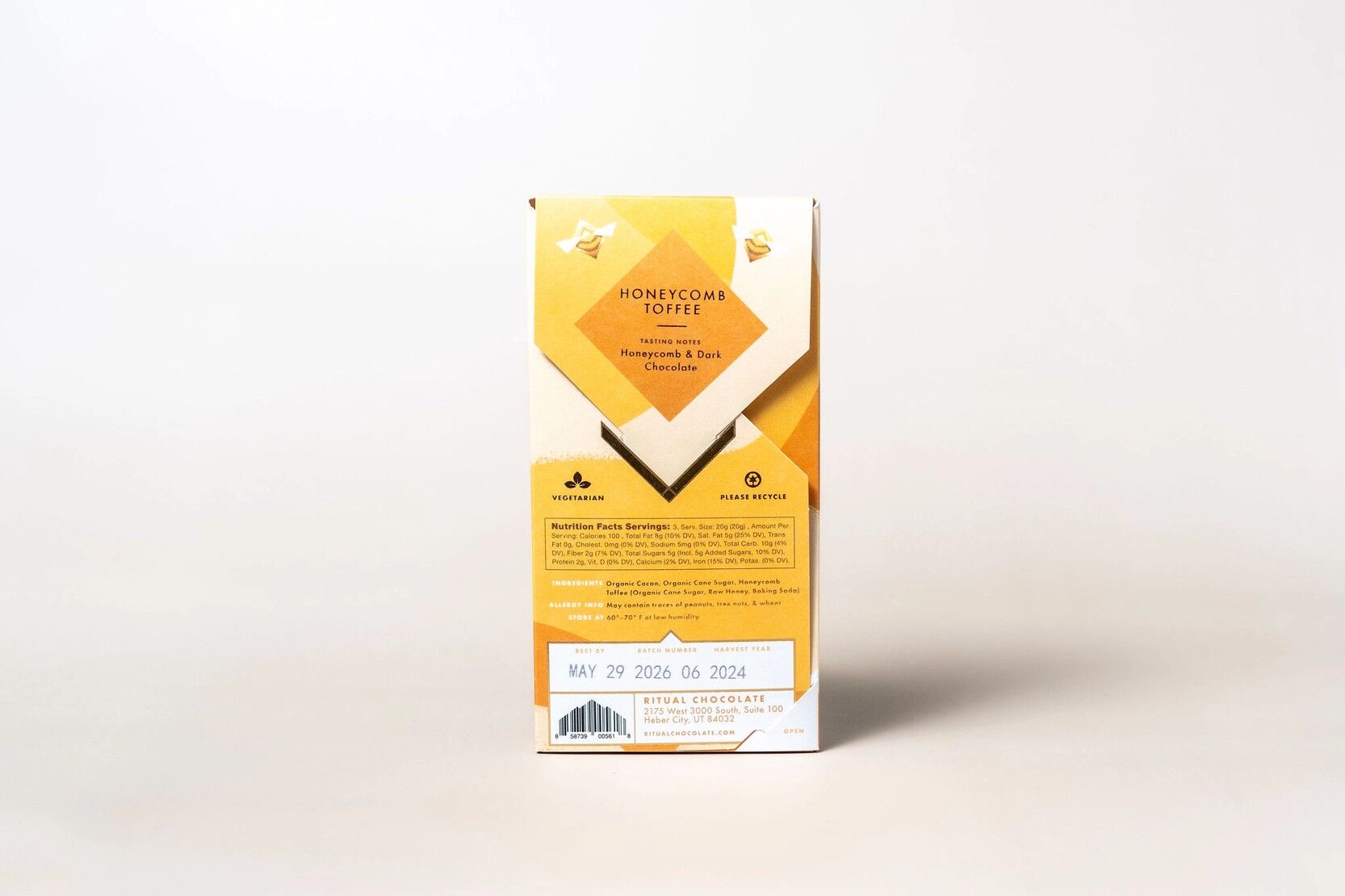 Ritual Chocolate Honeycomb Toffee 75% Dark Chocolate Bar with Honeycomb Toffee Back