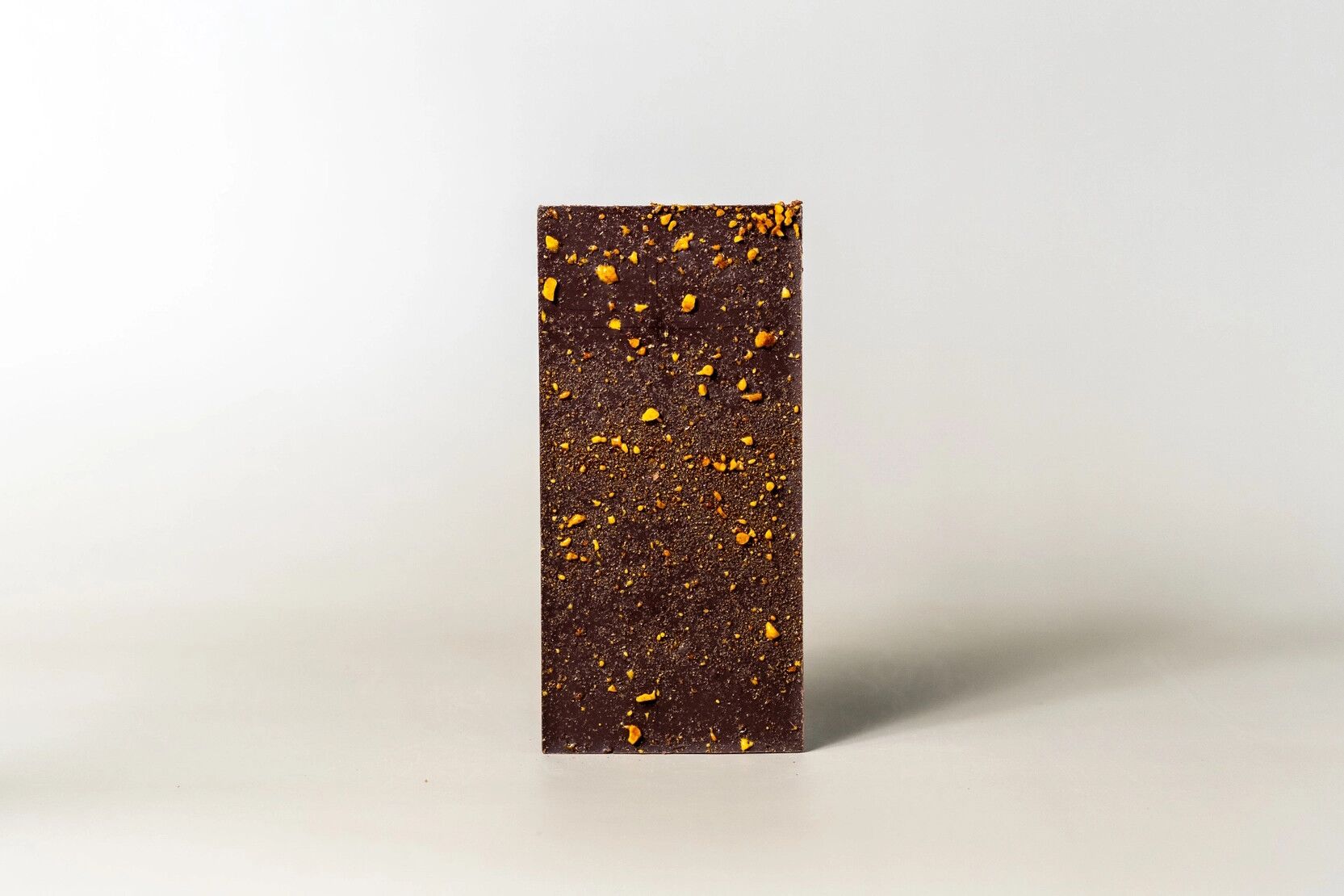 Ritual Chocolate Honeycomb Toffee 75% Dark Chocolate Bar with Honeycomb Toffee Open Back
